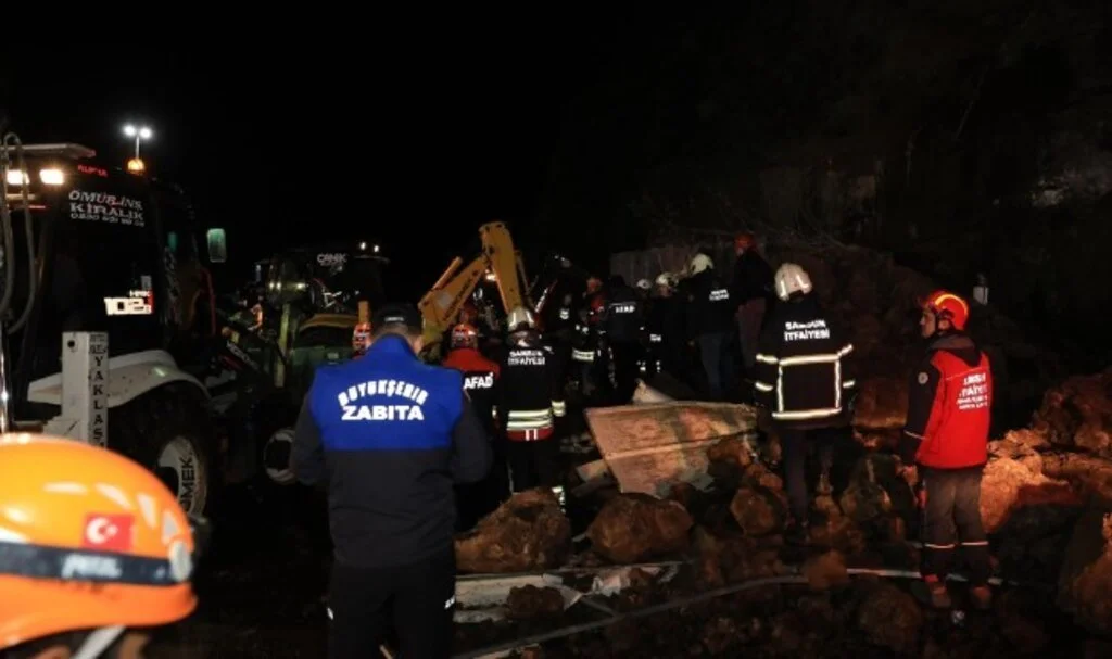 Samsun'da Araç Yıkama İstasyonunda Göçük! Vali Tavlı'dan Açıklama