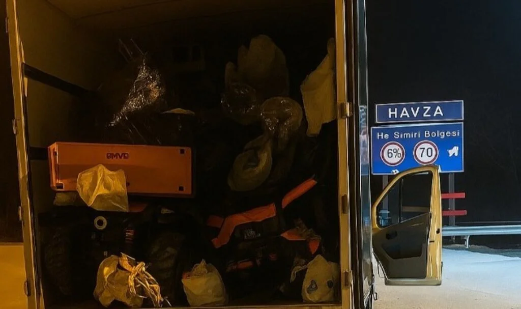 Samsun'da Çamaşır Makinesine Gizlenmiş Metamfetamin Ele Geçirildi