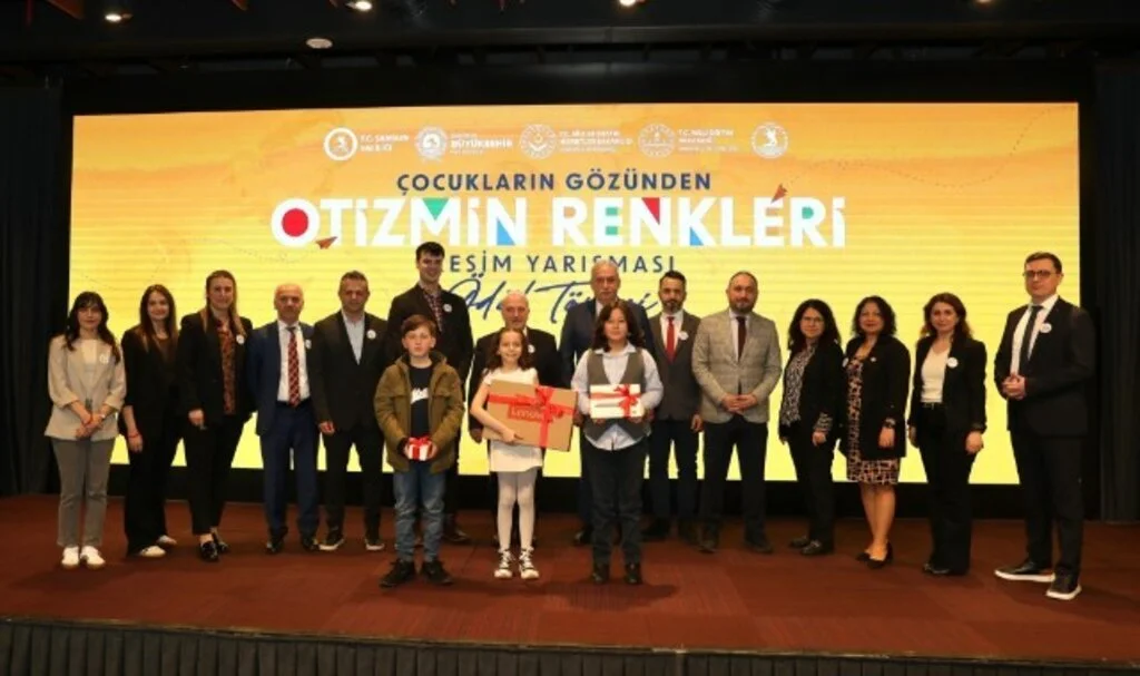 Samsun'da "Çocukların Gözünden Otizmin Renkleri" Resim Yarışması Ödülleri Sahiplerini Buldu