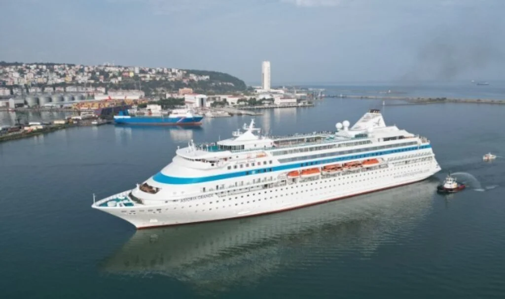 Samsun'dan Mavi Ekonomi Hamlesi! 1 Milyar Dolar İhracat ve 2 Milyon Turist Hedefleniyor