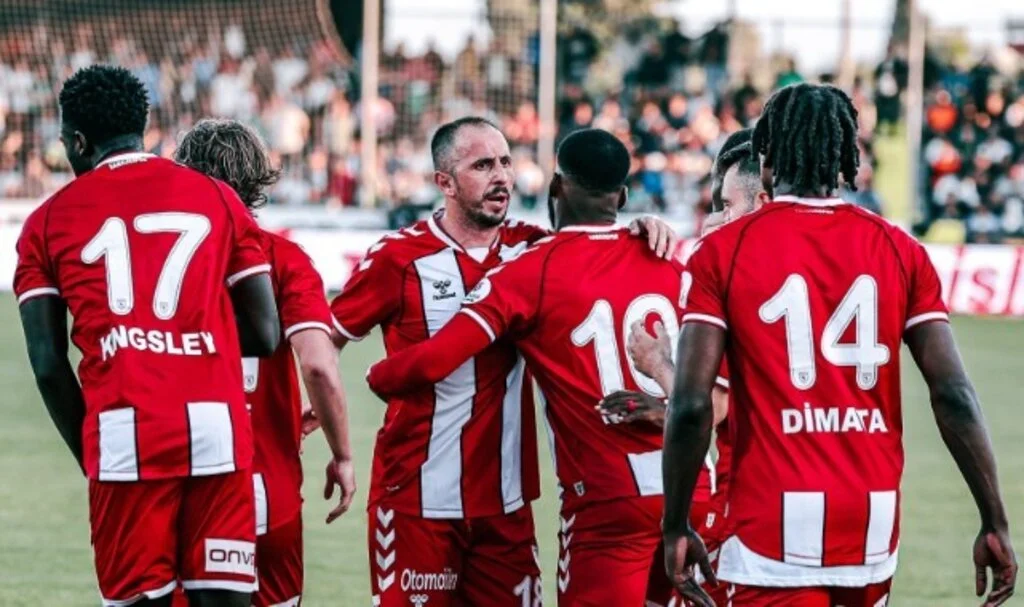Samsunspor'dan Avrupa Hedefine Bir Galibiyet Daha...