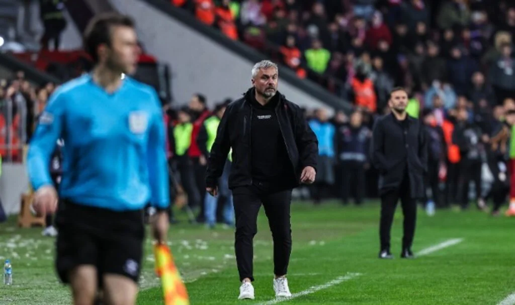 Samsunspor Teknik Direktörü Thomas Reis'ten Hakem Kararlarına Eleştiri!