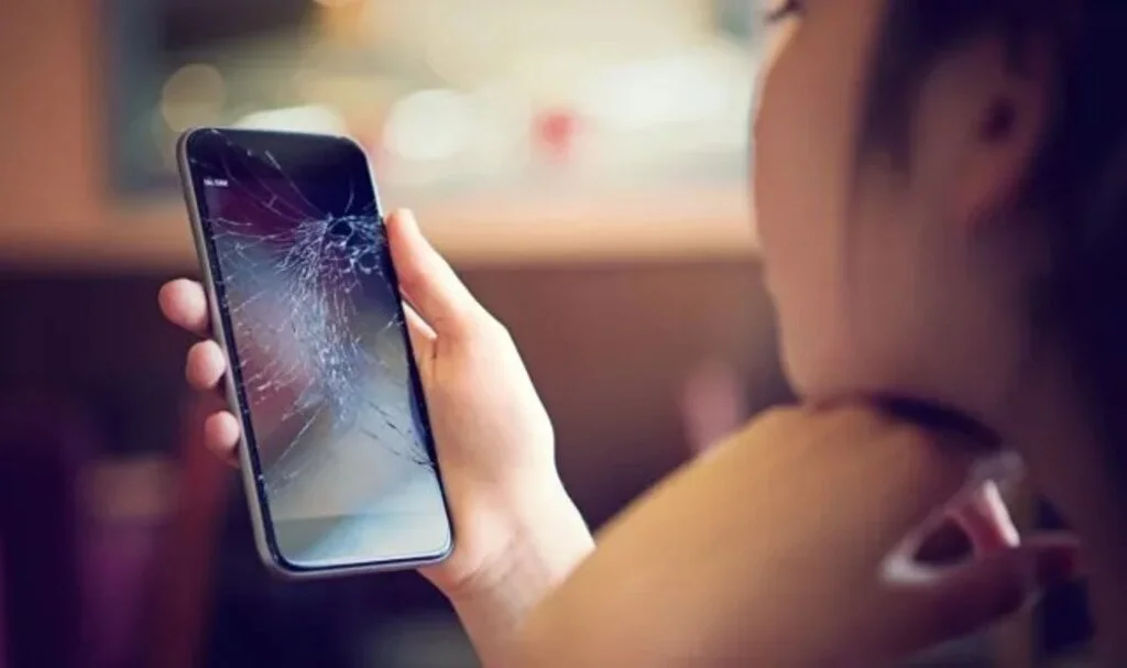 Telefon Ekran Kalkması Nasıl Düzeltilir