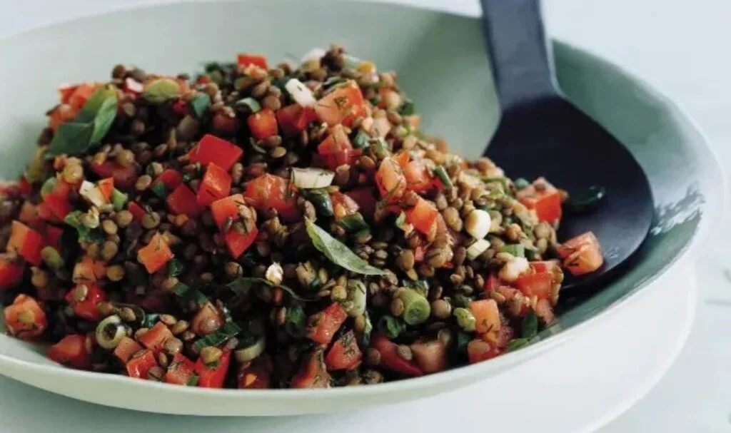 Yeşil Mercimek Salatası Nasıl Yapılır