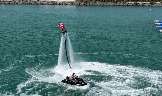750 Sporcu Samsun'da Su Sporları Festivalinde Buluştu