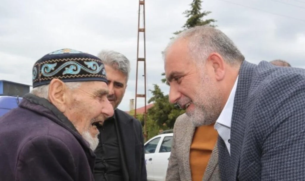 Canik Belediyesi Emeklilere Destek Elini Uzatıyor