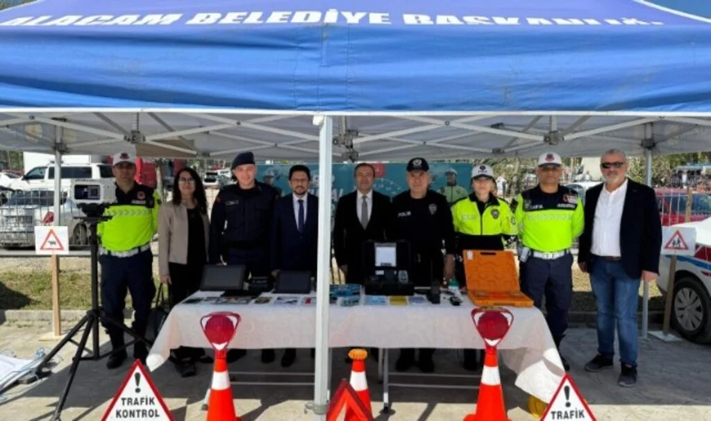 Hıdırellez Şenliğinde Trafik Bilinci Etkinliği: "Bir Kural Bir Ömür"