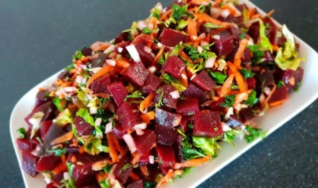 Kırmızı Pancar Salatası Nasıl Yapılır