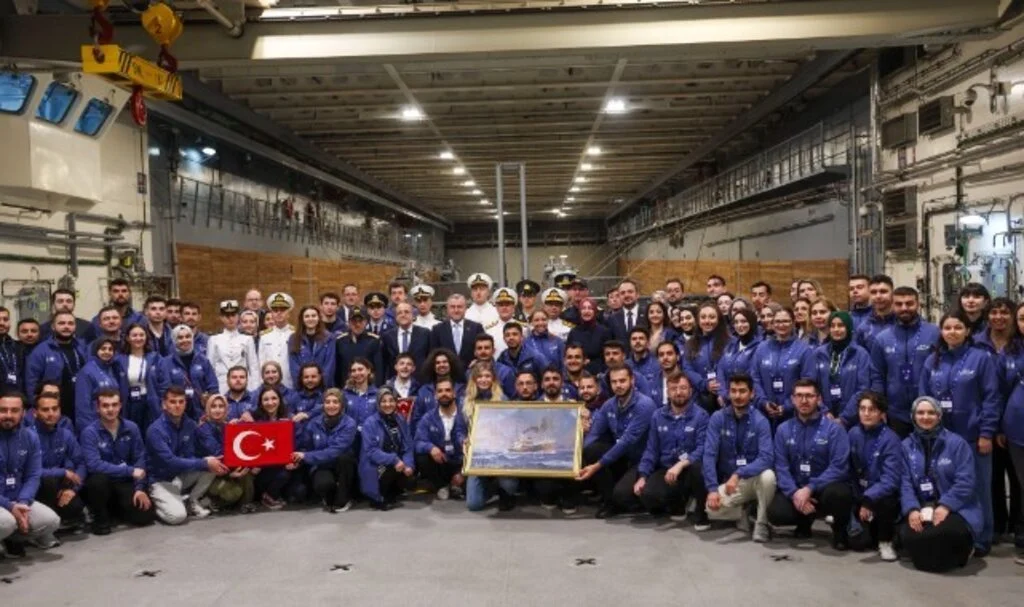 Millî Mücadele Rotası: TCG Anadolu Samsun'da!