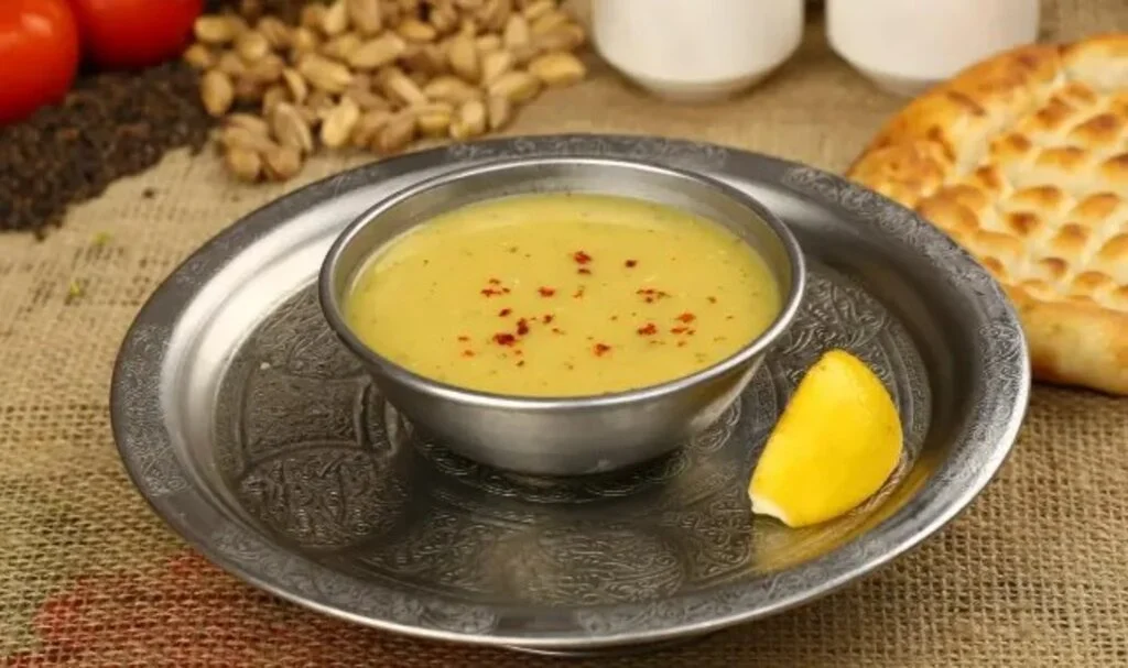 Süzme Mercimek Çorbası Nasıl Yapılır