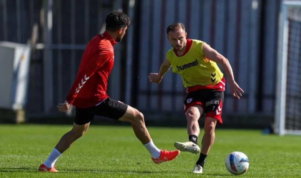 Trabzonspor Derbisi Öncesi Samsunspor'da Tempoyu Artırdı