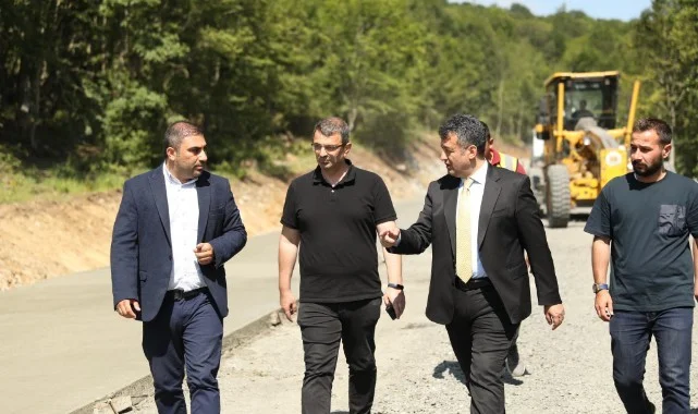 Atakum'da 19.5 Kilometre Beton Yol Çalışması Başladı: Başkan Doğan Çalışmaları Yerinde İnceledi