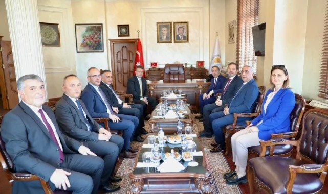 Bakan Yardımcısı Gümen, Başkan Doğan'ı Ziyaret Etti: Samsun'un Tarım Potansiyeli ve Kahverengi Kokarca Mücadelesi Masaya Yatırıldı