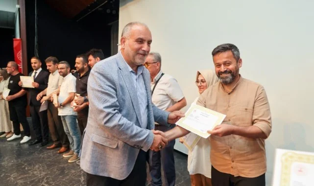 Başkan Sandıkçı Öğretmenlerle Buluştu: "Geleceğin Mimarı Bilgili ve Milli Gençlik Olacak"