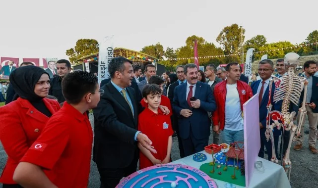 Geleceğin Teknoloji Yıldızları Samsun'da Yetişiyor! Keşif Kampüsleri İlk Mezunlarını Verdi