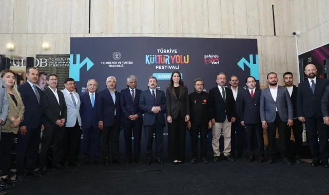 Samsun'da 9 Gün Sürecek Kültür Yolu Festivali Başladı