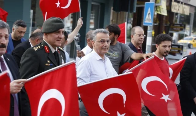 Başkan Kurnaz: "15 Temmuz Destansı Bir Direnişin Simgesidir"