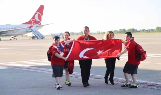 Canikli Sporcular Avrupa Şampiyonu!