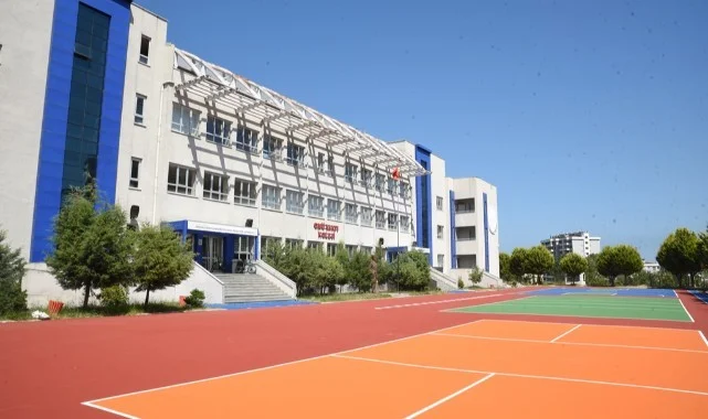 OMÜ Vakfı Koleji’nden Geleceğe Güvenli Spor Yatırımı