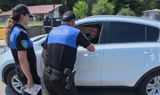 Samsun Emniyet Müdürlüğü'nden Rip Akıntısı Uyarısı: 172 Tatilci Bilgilendirildi