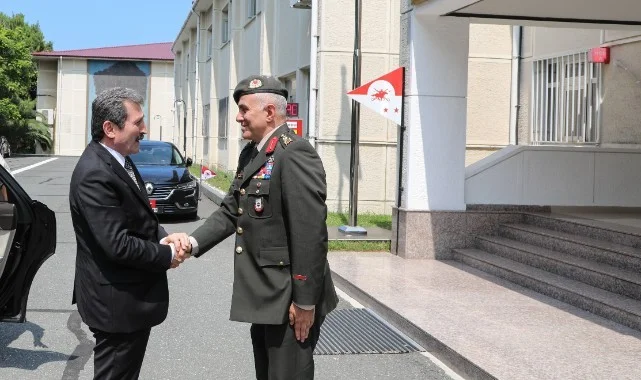 Samsun Valisi Orhan Tavlı'dan 15 Temmuz Gazisi Komutan Davut Alâ'ya Anlamlı Ziyaret