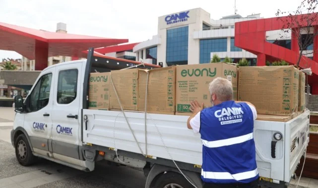 Canik Belediyesi'nden 100 Bin Maske Hibe