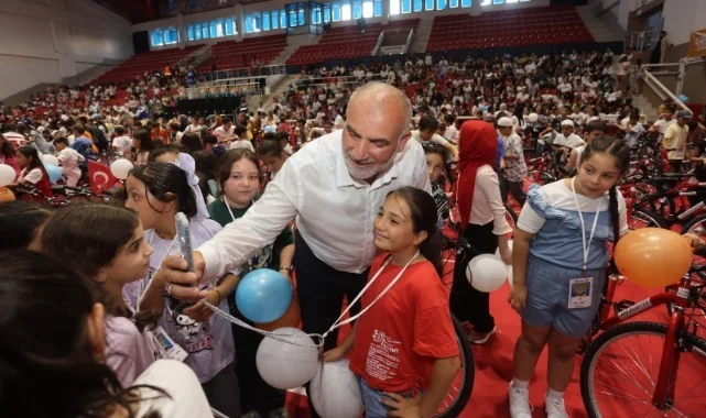 Canik’te 4 Bin Çocuk ve Genç Ödüllerini Aldı