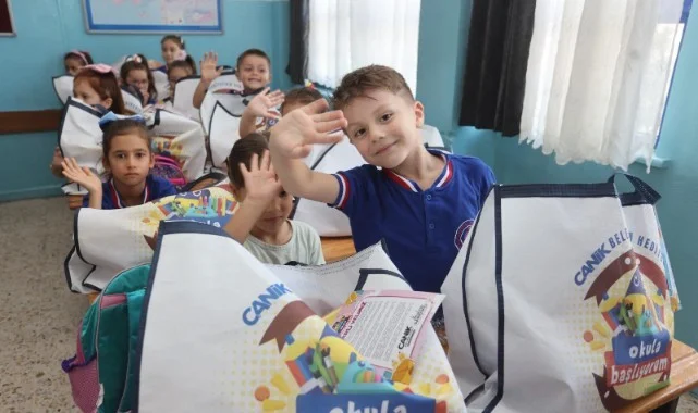 Okula Başlayan Tüm Öğrencilere Çanta ve Kırtasiye Seti Canik Belediyesi’nden!