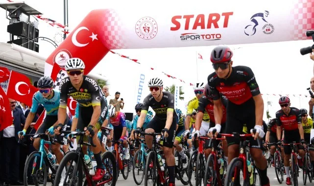 Samsun’da Kurtuluş Yolu Bisiklet Turu Başladı! 23 Ülkeden 109 Sporcu Yarışta