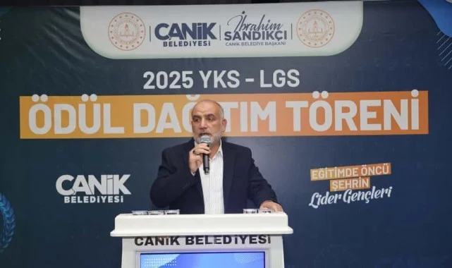 Canik Belediyesi'nden YKS ve LGS Şampiyonlarına Ödül