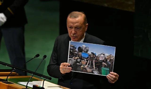 Cumhurbaşkanı Erdoğan’dan Dünyaya Çağrı: "Gün Filistinli Mazlumların Yanında Dimdik Durma Günüdür"