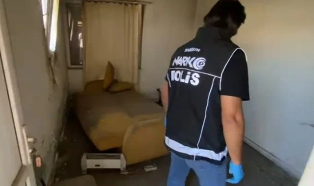 Evden Çatıya Uzanan Operasyon! Samsun Polisi Extasy Zulasını Ele Geçirdi