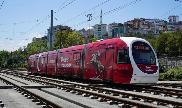 Samsun'da Öğrencilere Kitap Fuarı Boyunca Ücretsiz Ulaşım Müjdesi