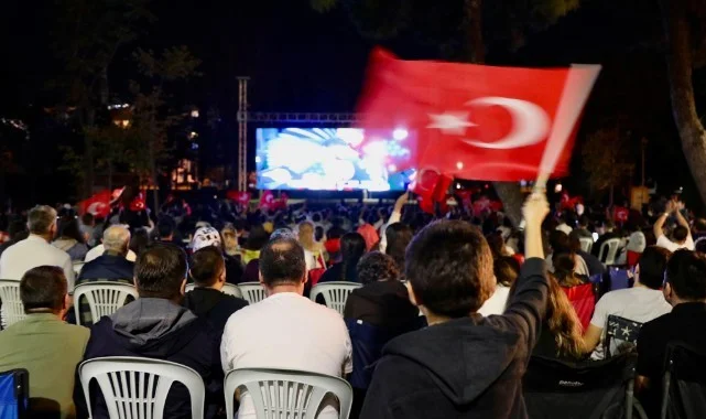 Samsun, Eurobasket 2025 Final Coşkusunu Dev Ekranda Yaşadı