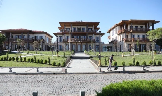 Samsun'un Yeni Sosyal Mekânı: Yalı Hizmete Açıldı
