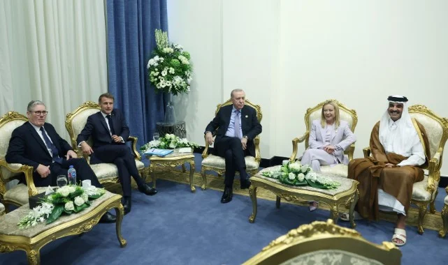 Cumhurbaşkanı Erdoğan, Şarm El-Şeyh Barış Zirvesi’nde Yoğun Diplomasi Trafiği Yürüttü