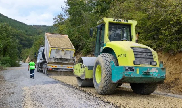 İlkadım’da Yollar Modernleşiyor, Hizmet Her Yerde Devam Ediyor