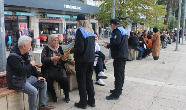 Samsun Polisi Vatandaşları Dolandırıcılık ve KADES Konusunda Bilgilendirdi