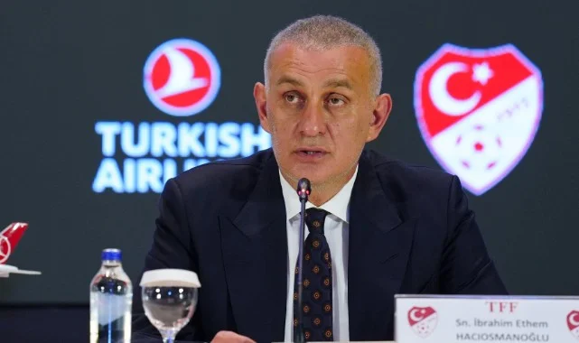 TFF Başkanı Hacıosmanoğlu Samsunspor - Dinamo Kiev Maçını Tribünden Takip Etti