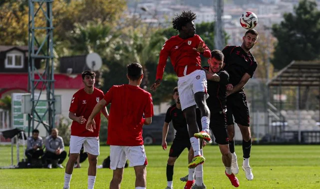 Kırmızı-Beyazlılar, Beşiktaş Maçı Öncesi A Takım-U19 Maçıyla Çalıştı