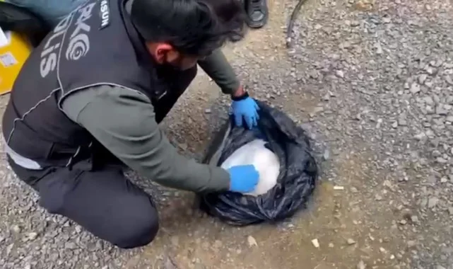 Samsun'da Otobüsle Uyuşturucu Sevkiyatı! 2 Kilo Metamfetamin Ele Geçirildi
