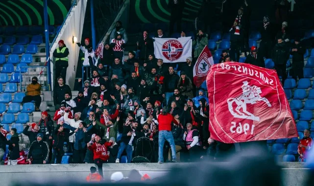 Samsunspor Taraftarından İzlanda’da Gurur Veren Destek