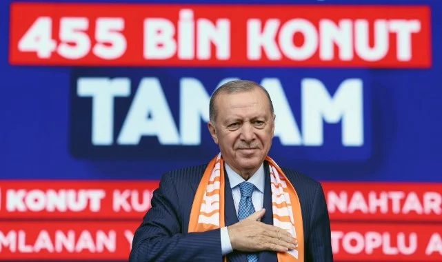 Cumhurbaşkanı Erdoğan: “455 bininci afet konutumuzu hak sahibi kardeşlerimize teslim etmenin gururunu yaşıyoruz”