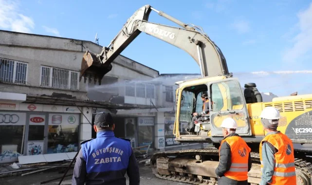 Samsun Gülsan’da Kentsel Dönüşüm Sahaya İndi: İlk Yıkım Tamamlandı