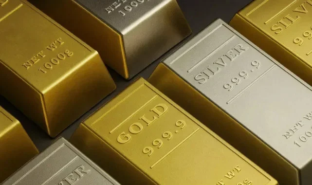 Altın 5 Bin Doları Aştı, Gümüş Tarihi Zirvede