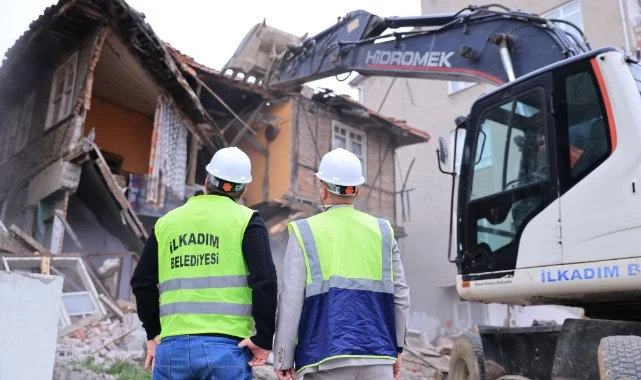 İlkadım’da Metruk Yapılar Bir Bir Yıkılıyor