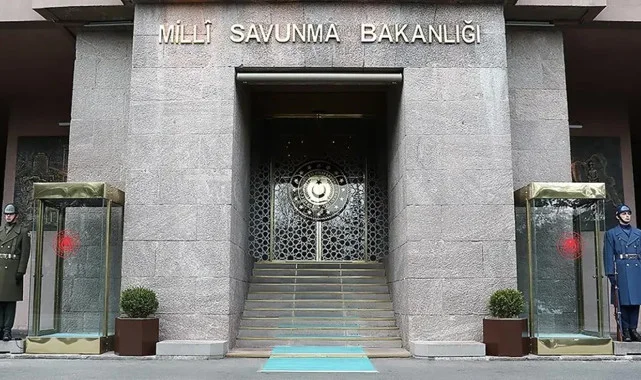 MSB: Nusaybin’de Bayrağa Yönelik Saldırının Failleri Tespit Edildi