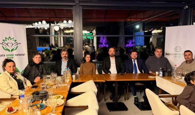 Hayata Anlam Katanlar Derneği’nden Sevgi Evlerindeki Çocuklara Ramazan İftarı