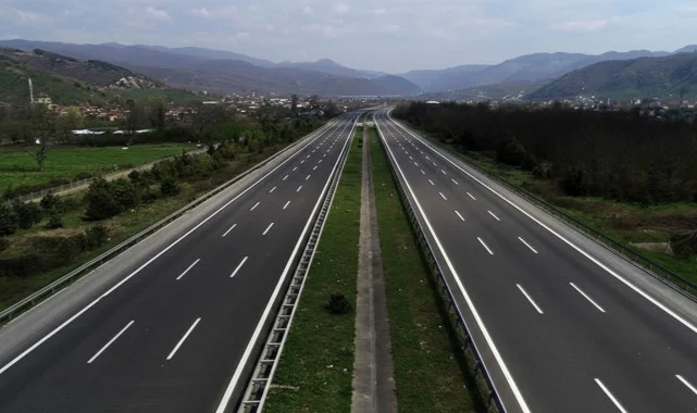 Kara Yollarında "Akıllı" ve "Güvenli" Dönüşüm Başladı