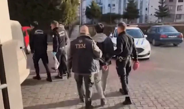 38 İldeki FETÖ Operasyonlarında 298 Şüpheli Yakalandı, 182'si Tutuklandı